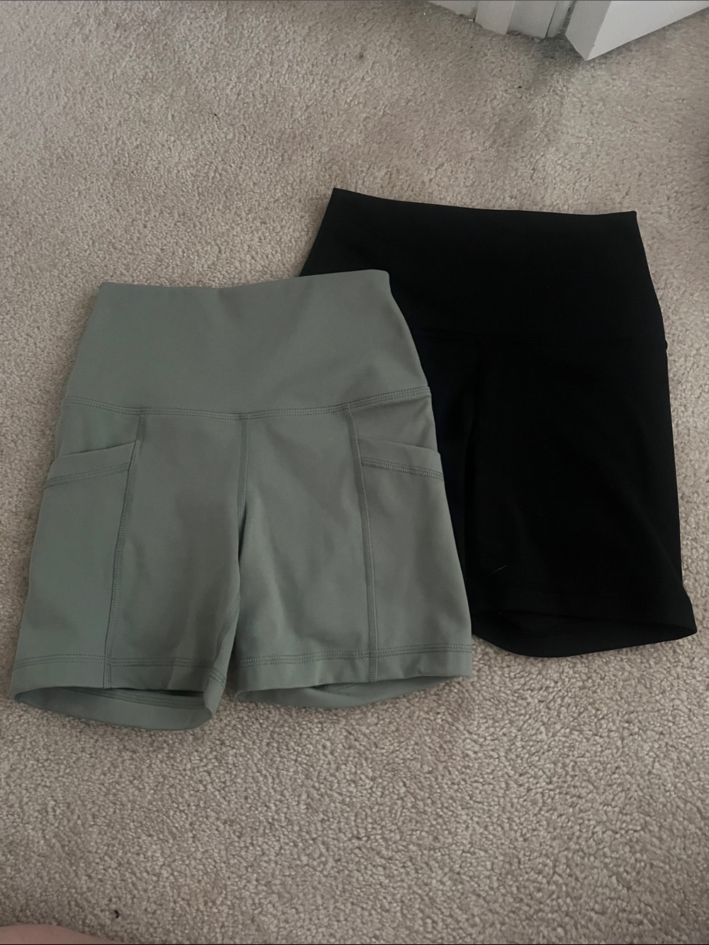Yogalicious Women’s Bike Shorts - Black & Sage